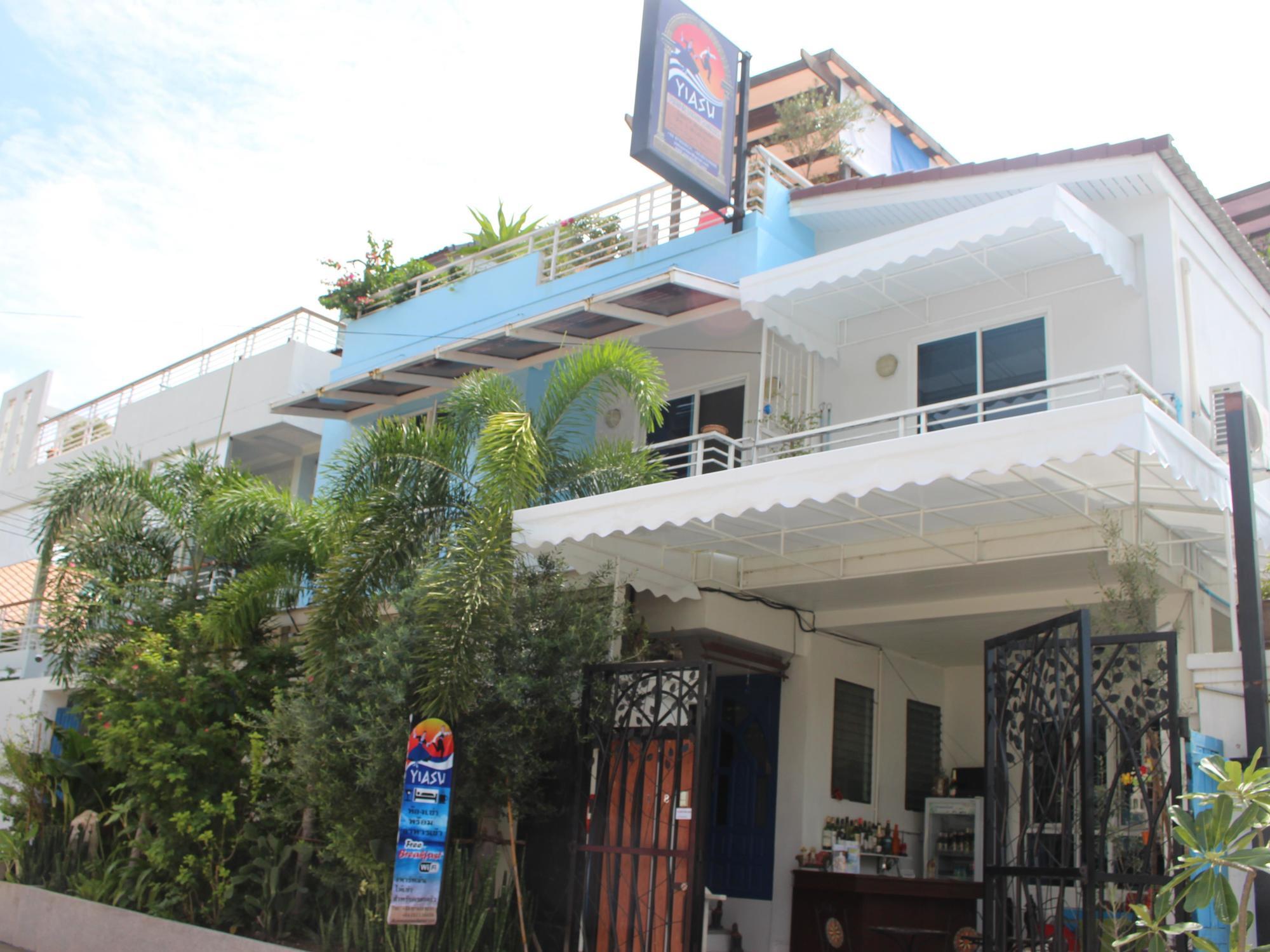Yiasu Bed And Breakfast Pattaya Esterno foto