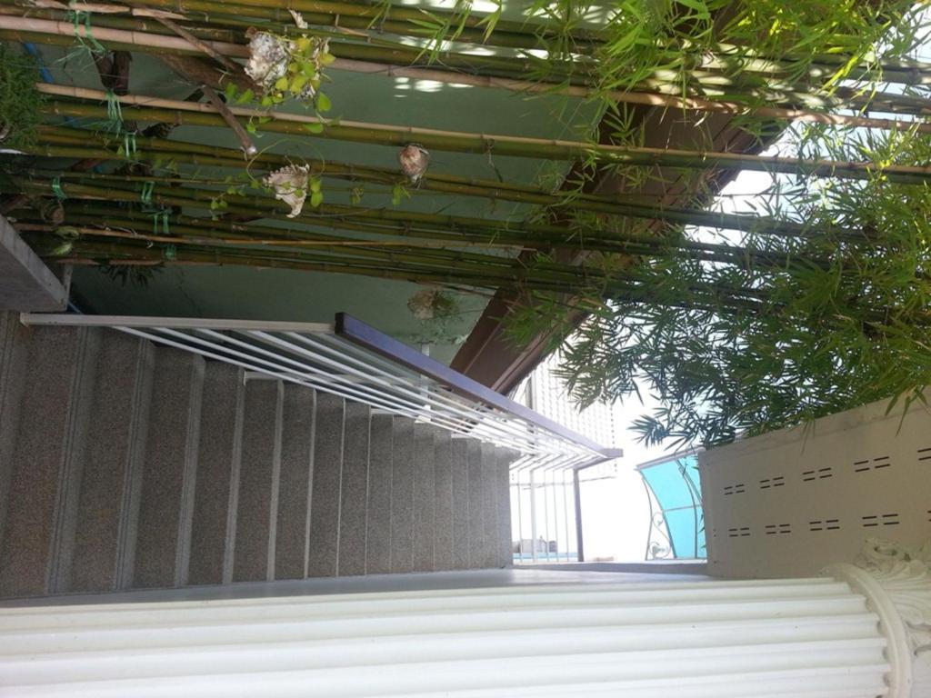 Yiasu Bed And Breakfast Pattaya Esterno foto