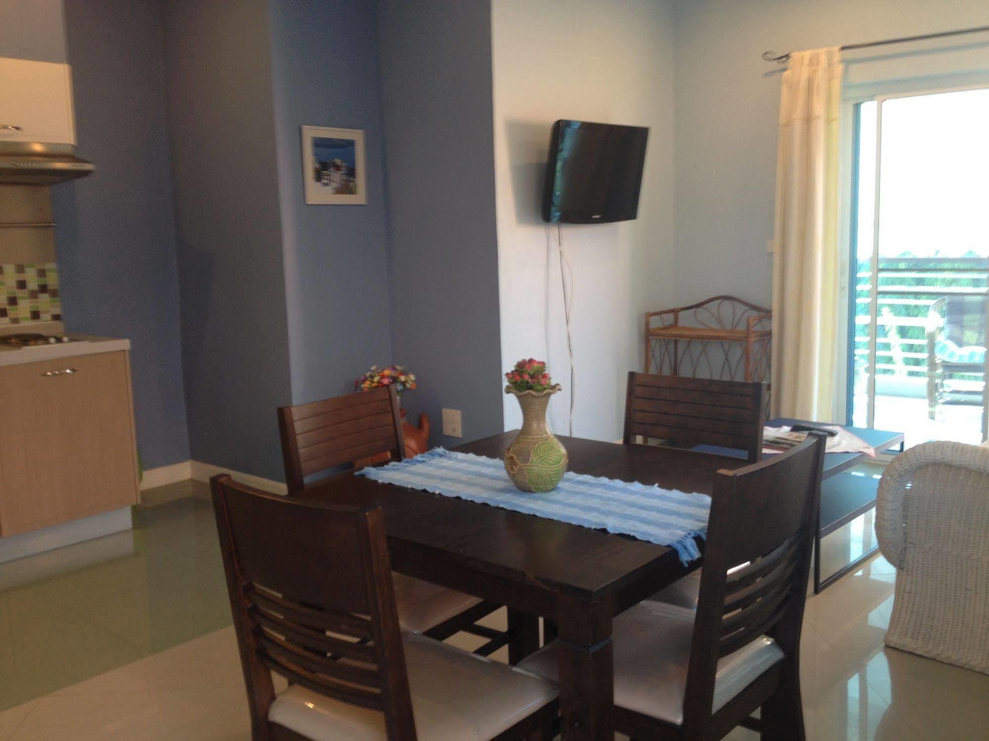 Yiasu Bed And Breakfast Pattaya Esterno foto