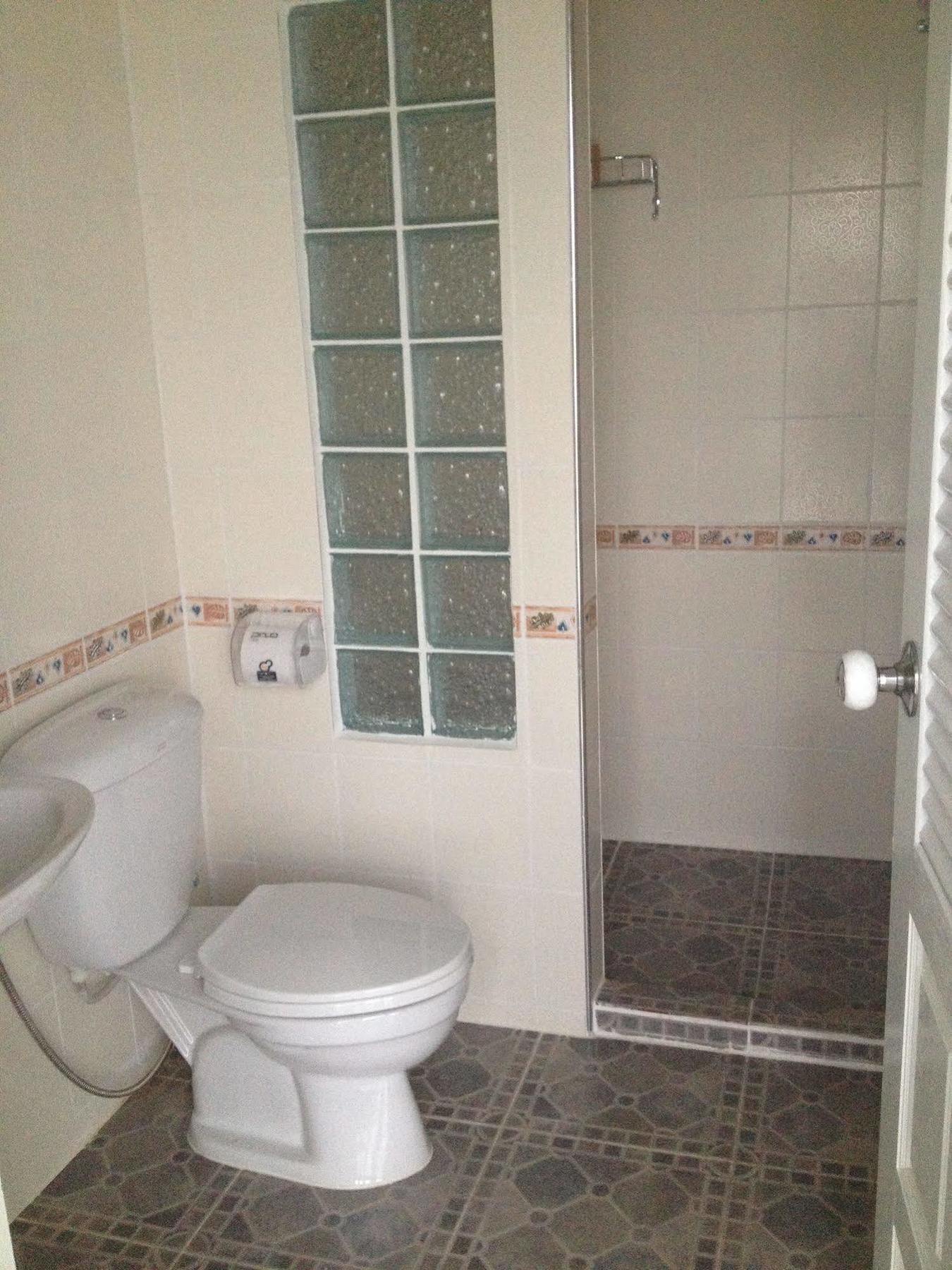 Yiasu Bed And Breakfast Pattaya Esterno foto