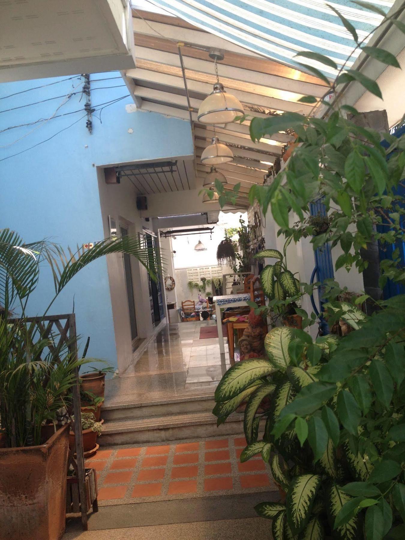 Yiasu Bed And Breakfast Pattaya Esterno foto